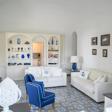Holiday home Roccia Blu *
