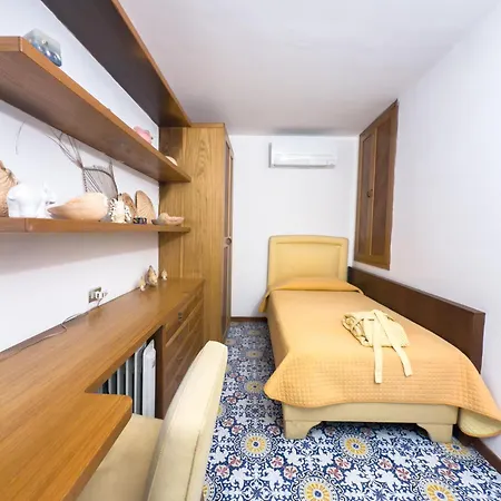 Roccia Blu Holiday home Capri
