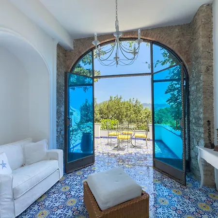 Roccia Blu * Κάπρι
