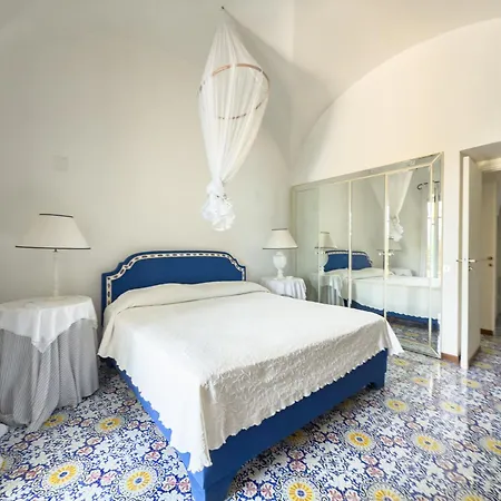 Roccia Blu * Κάπρι